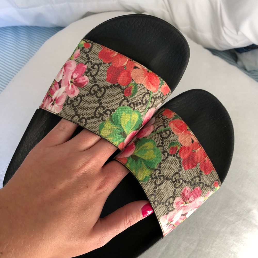 gucci slides